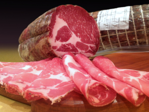 Coppa super marinata al vin brulè