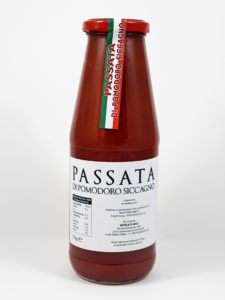 Passata di pomodoro siccagno